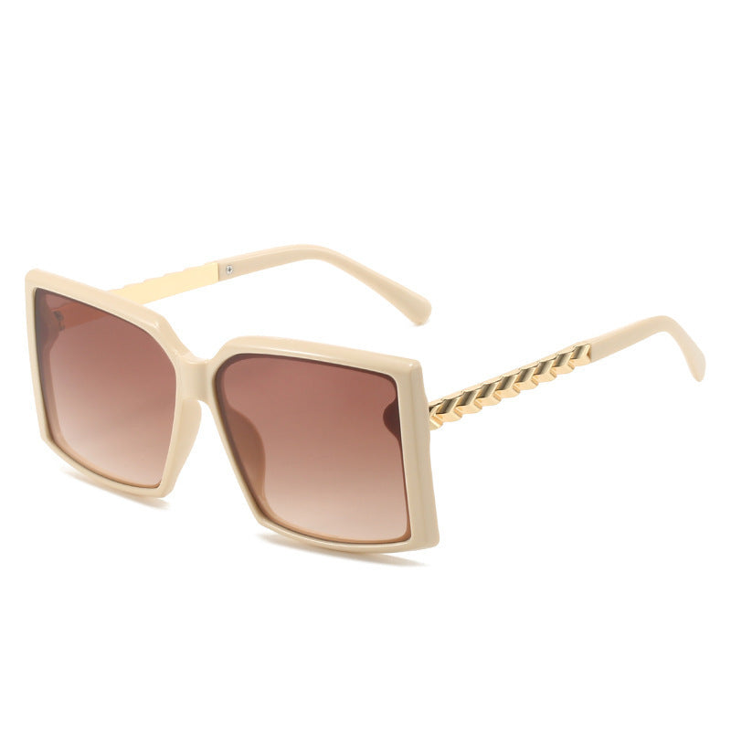 Fashion Box Simple Catwalk Light Luxury Sunglasses